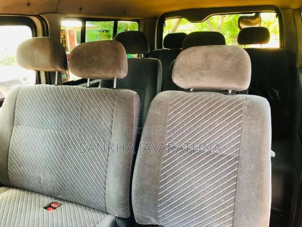 Toyota KDH 2006 Van (Used)