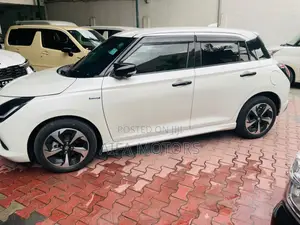 Suzuki Swift RS 2024 White