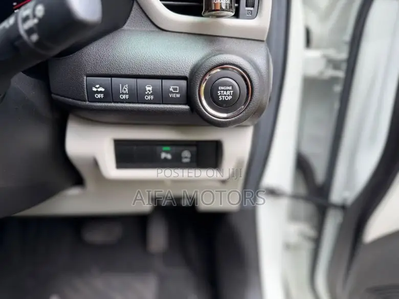 Suzuki Swift RS 2024 White