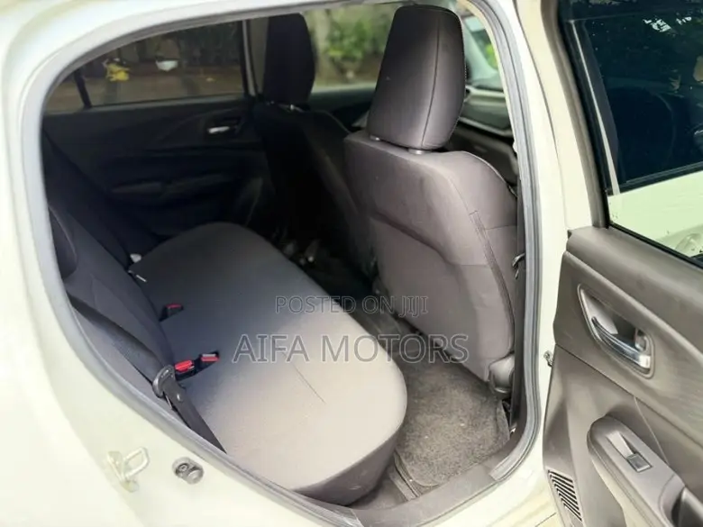 Suzuki Swift RS 2024 White