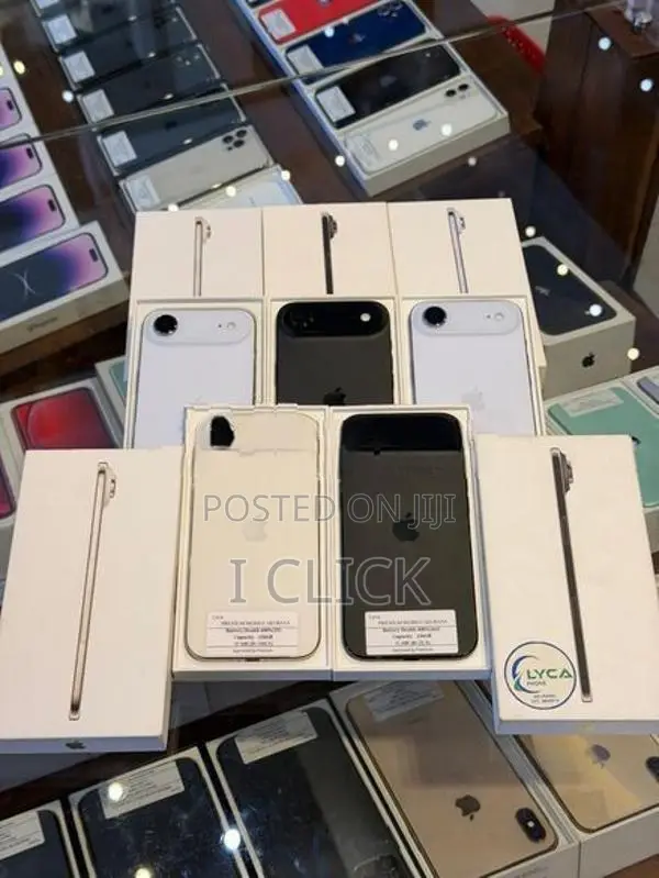 Apple iPhone Air 256GB (Used)