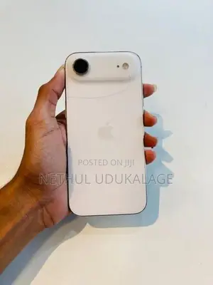 Apple iPhone Air 256GB (Used)