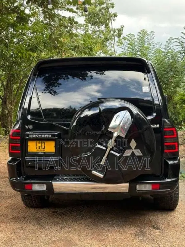 Mitsubishi Montero 2006 SUV (Used)
