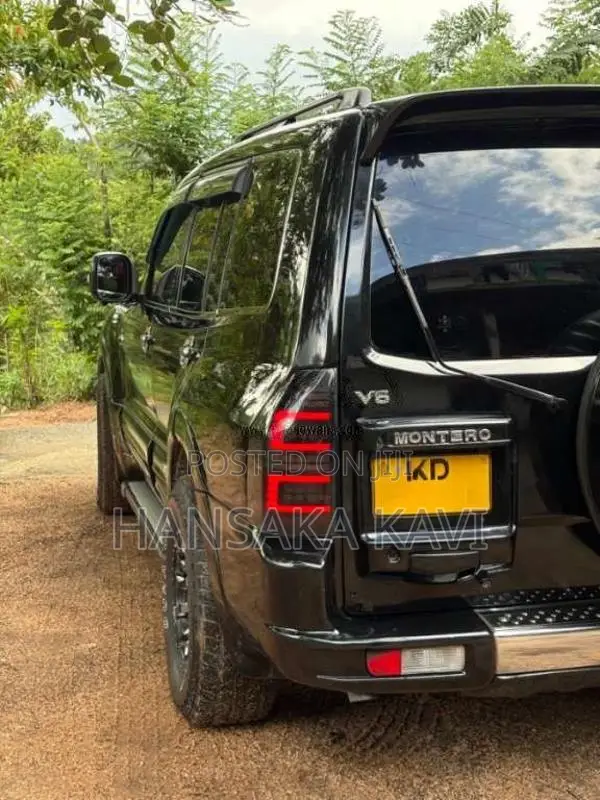 Mitsubishi Montero 2006 SUV (Used)