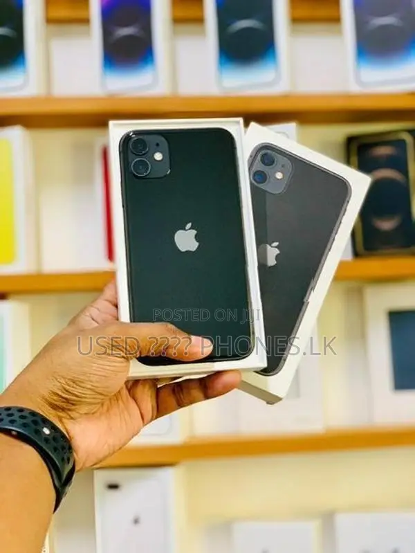 Apple iPhone 11 128GB (Used)