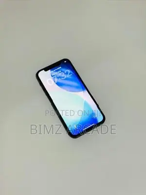 Apple iPhone 12 128GB (Used)