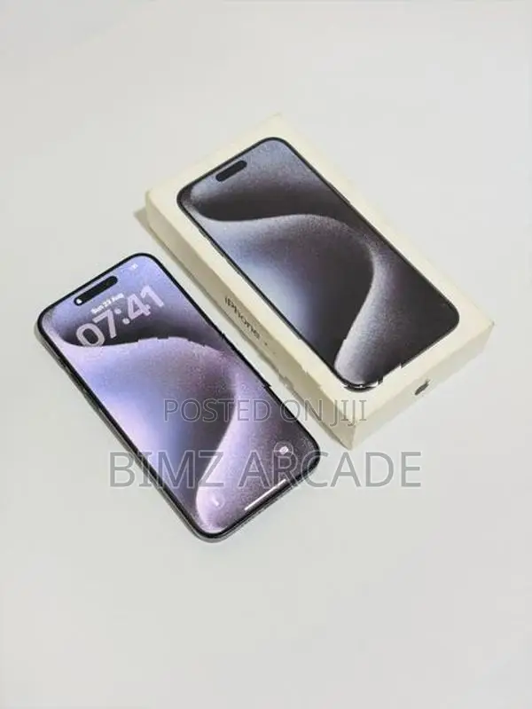 Apple iPhone 15 Pro Max 256GB (Used)