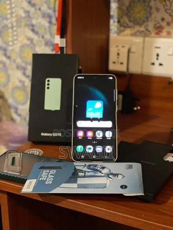 Samsung Galaxy S23 FE (Used)
