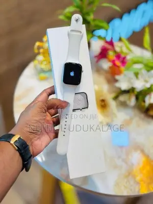 Apple iWatch Series 8 45MM | White