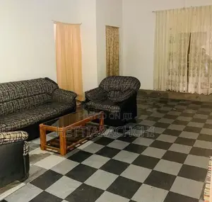 නිවසක් සහිත ඉඩමක් විකිණීමට ඇත Polonnaruwa