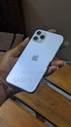 Apple iPhone 11 Pro (Used)