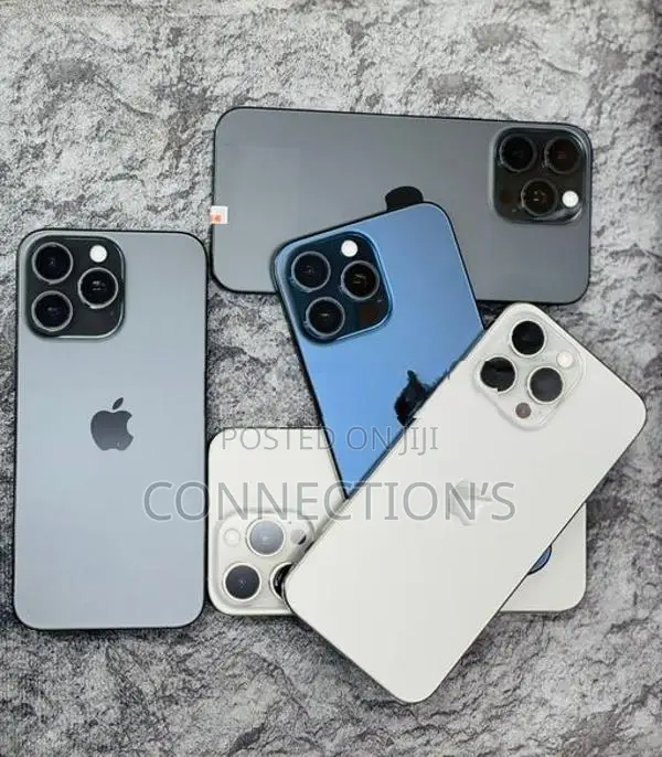 Apple iPhone 15 Pro Max 256GB (Used)
