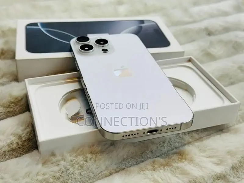 Apple iPhone 16 Pro Max 256GB White (Used)