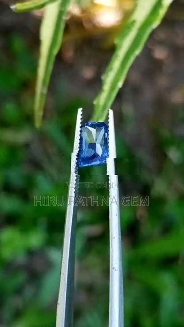 Natural cornflower Blue Sapphire