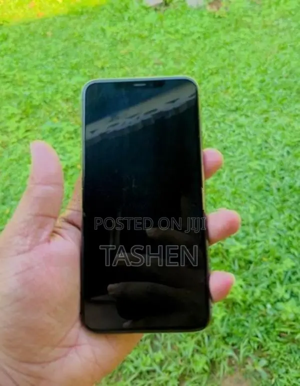 Apple iPhone 11 Pro Max (Used)
