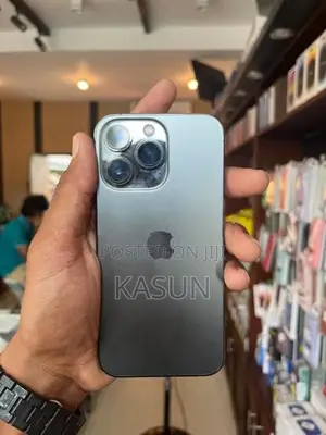 Apple iPhone 13 Pro (Used)
