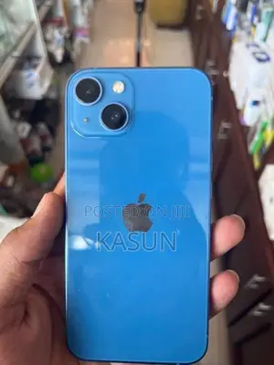 Apple iPhone 13 (Used)