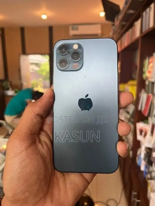 Apple iPhone 12 Pro (Used)