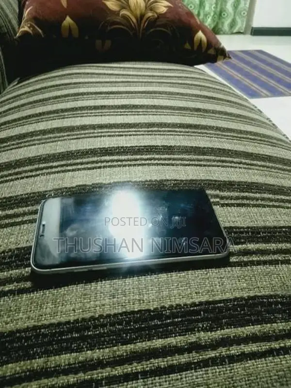Apple iPhone 11 (Used)
