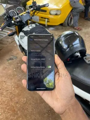 Apple iPhone X (Used)