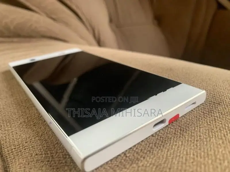 Sony Xperia XA Ultra (Used)