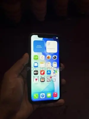 Apple iPhone 11 (Used)