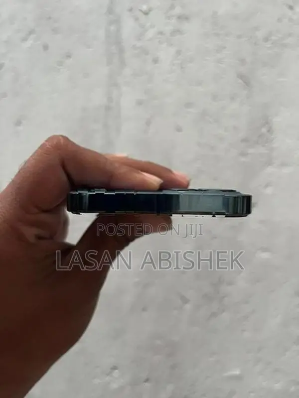 Apple iPhone 12 Pro (Used)