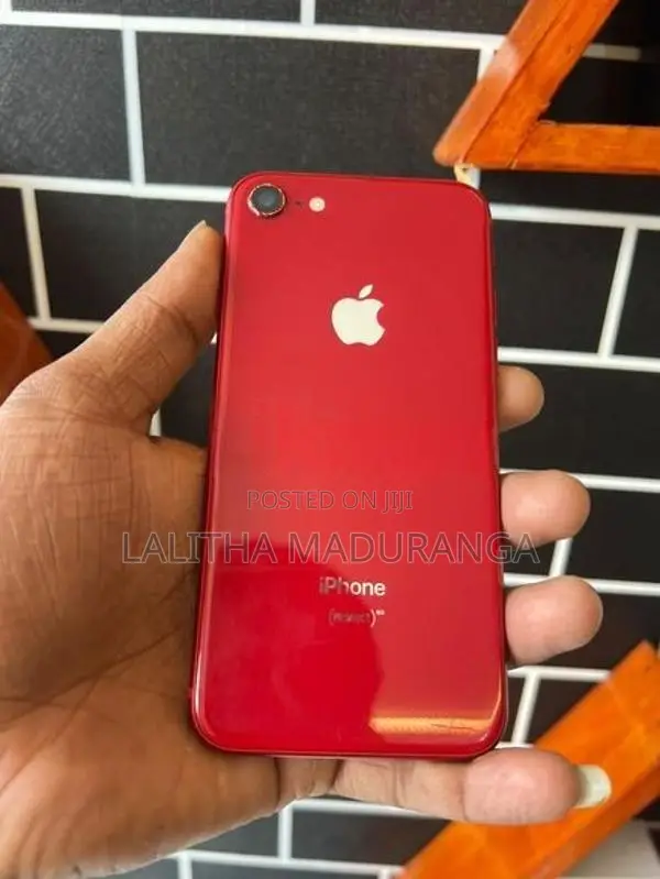 Apple iPhone 8 (Used)