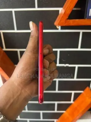 Apple iPhone 8 (Used)