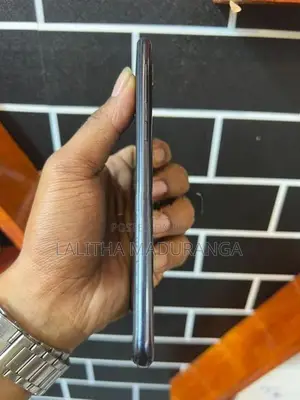 Samsung Galaxy A10 (Used)
