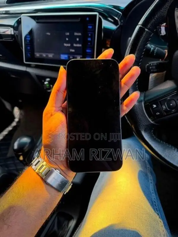 Apple iPhone 17 Pro Max (Used)