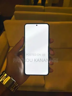 Samsung Galaxy S23 (Used)