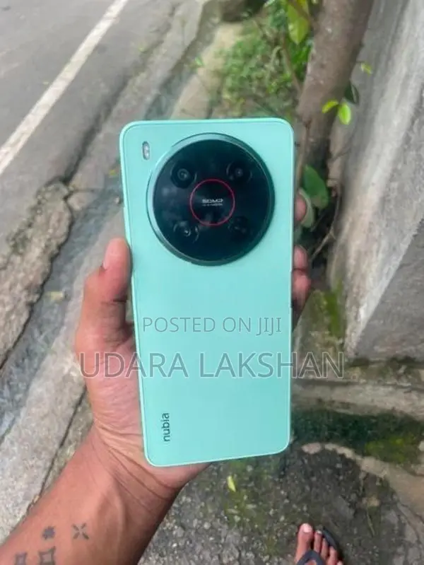 ZTE nubia (Used)