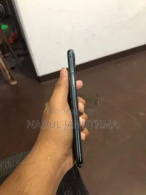 Apple iPhone 11 Pro Max (Used)