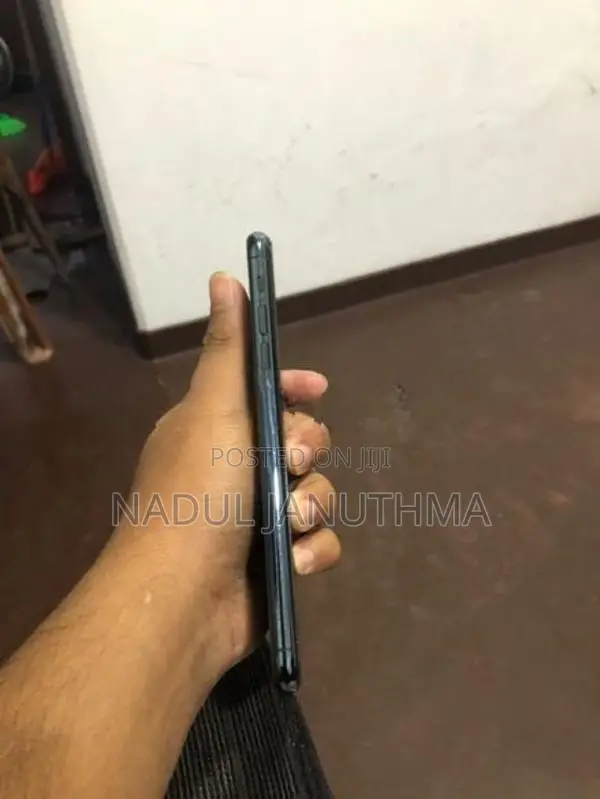 Apple iPhone 11 Pro Max (Used)