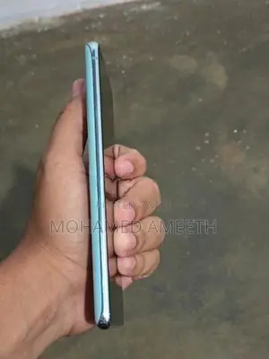 Samsung Galaxy S20FE (Used)