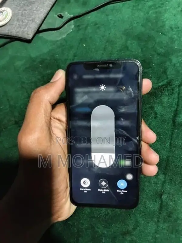 Apple iPhone 11 Pro 256GB (Used)