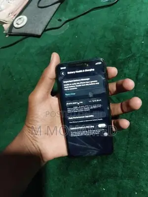 Apple iPhone 11 Pro 256GB (Used)