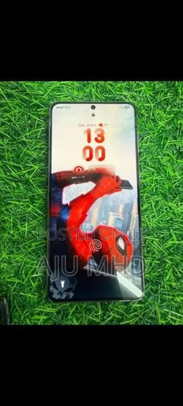Samsung Galaxy S21 (Used)