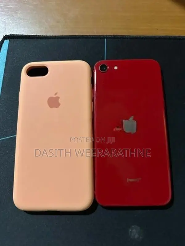 Apple iPhone SE 2 128GB (Used)