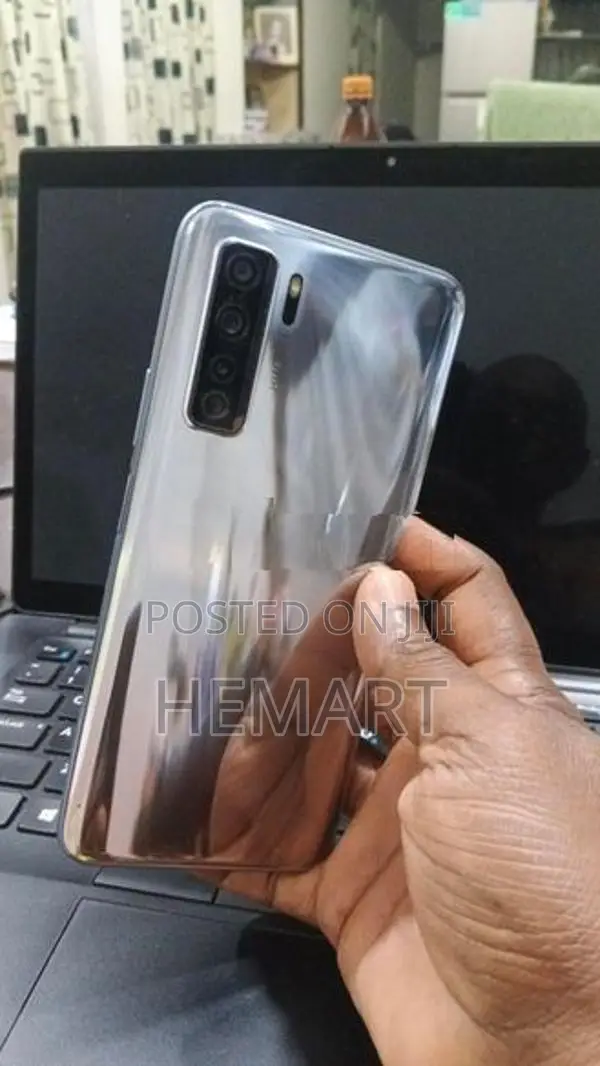 Huawei Nova 7 SE (Used)