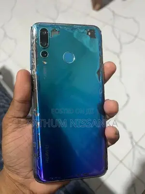 Huawei Nova 4 128GB (Used)