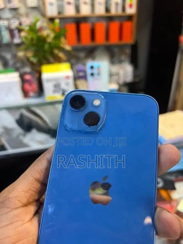 Apple iPhone 13 128GB (Used)