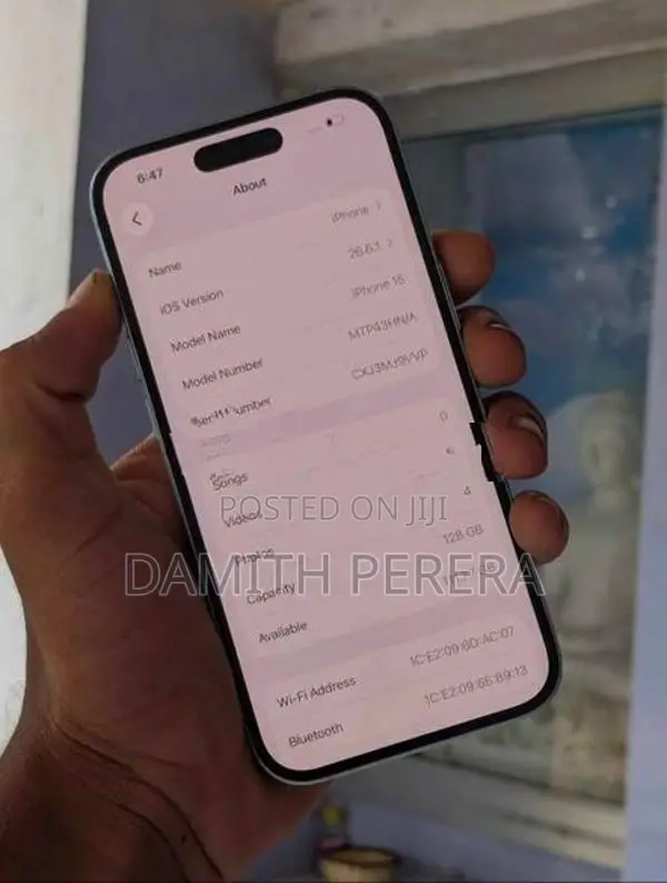 Apple iPhone 15 (Used)