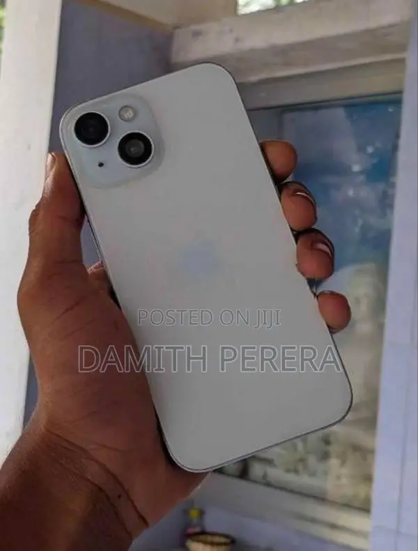 Apple iPhone 15 (Used)