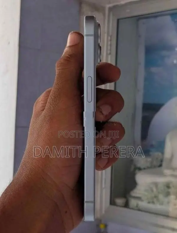 Apple iPhone 15 (Used)