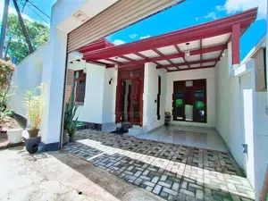 ALMOST NEW 3 BEDROOMS HOUSE FOR SALE IN PILIYANDALA JAMBURALIYA