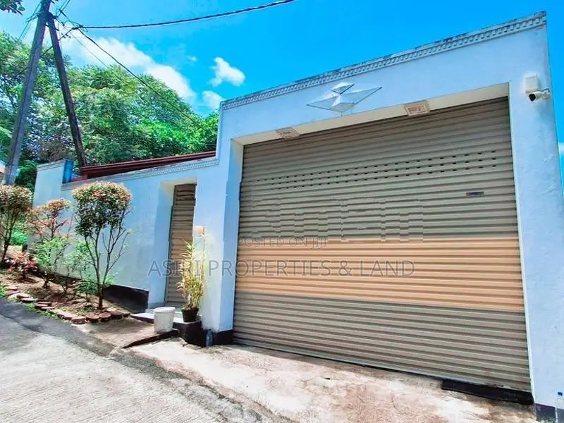 ALMOST NEW 3 BEDROOMS HOUSE FOR SALE IN PILIYANDALA JAMBURALIYA