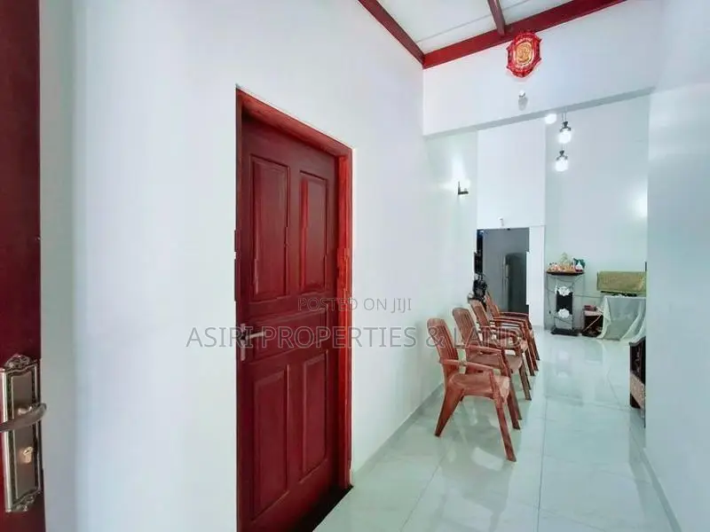 ALMOST NEW 3 BEDROOMS HOUSE FOR SALE IN PILIYANDALA JAMBURALIYA