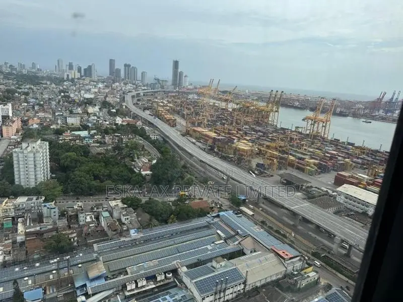 Marina Square 2BR Apartment for Sale in Colombo 15 - EA950